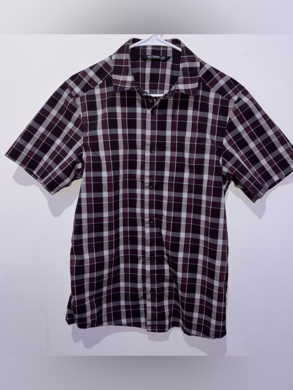 ARC'TERYX Brohm Burgundy Checkered Shirt Size Small